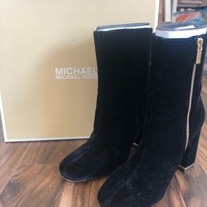 Michael michael kors Velvet bootie